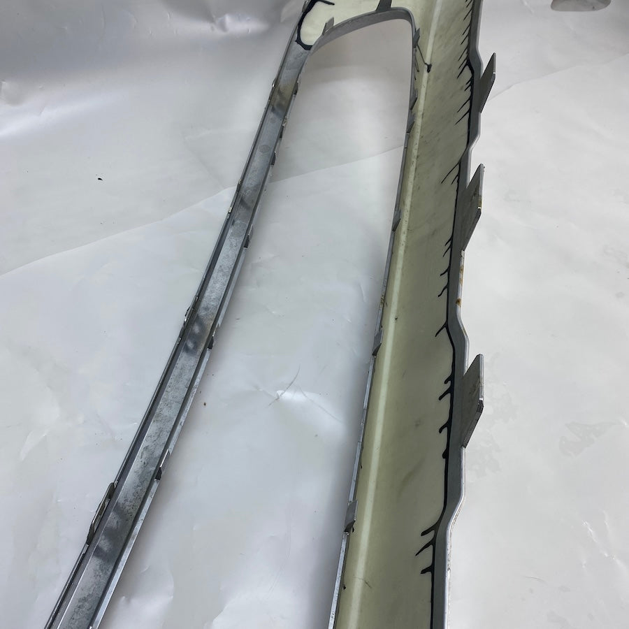 Mercedes GLA W156 Ön Tampon Nikelaji Kaplaması A1568851622