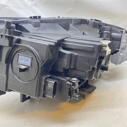 Mercedes GLA W247 Sağ Far A2479063605 En Uygun Oto Parça