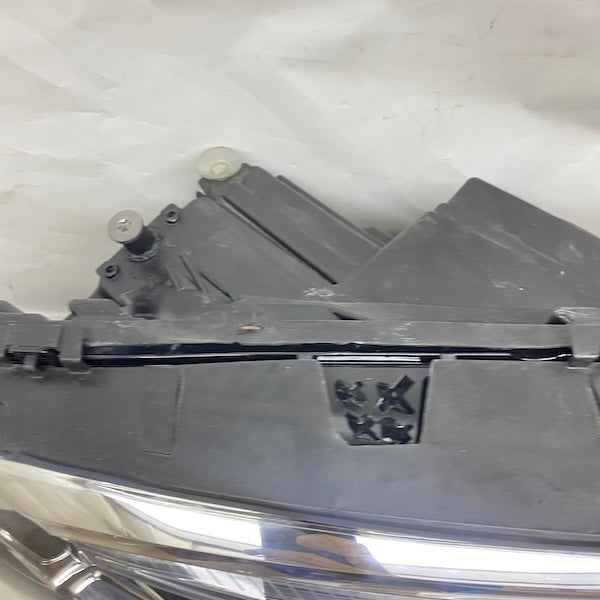 Mercedes GLA W247 Sağ Far A2479063605 En Uygun Oto Parça