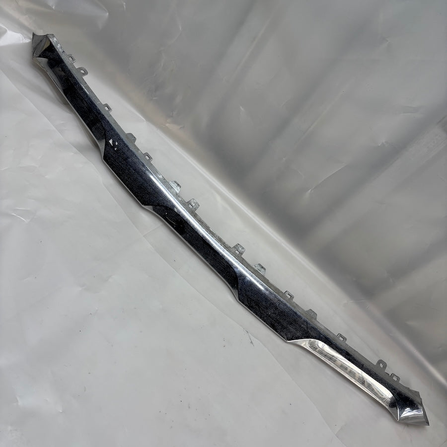Mercedes GLB X247 Ön Tampon Alt Çıta / Krom A2478853903