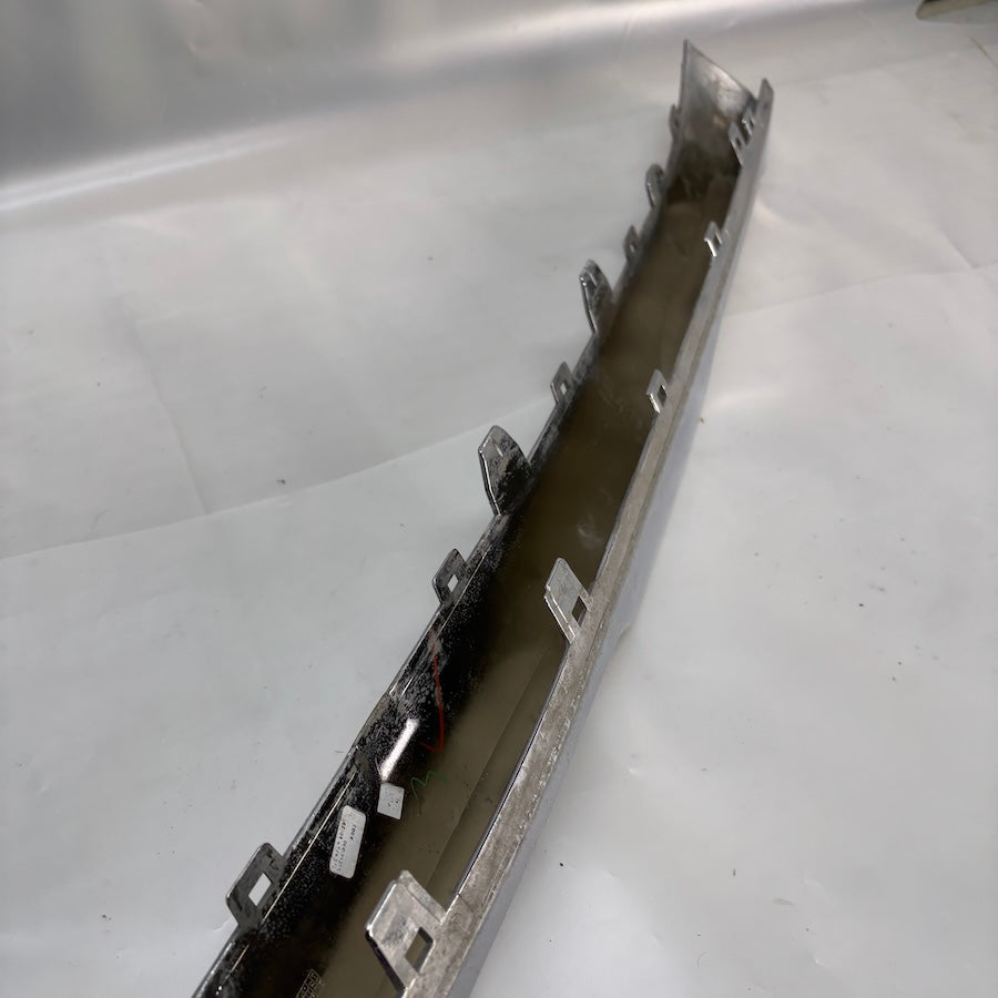 Mercedes GLB X247 Ön Tampon Alt Çıta / Krom A2478853903