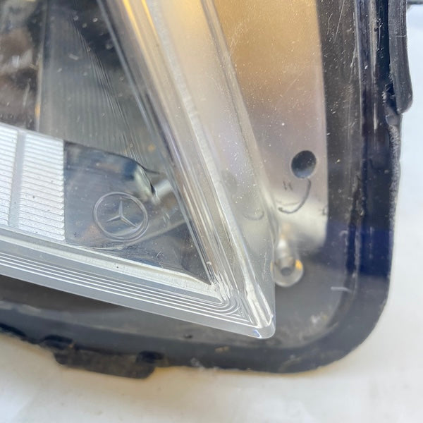 Mercedes GLK W204 Sağ Far Xenon 08-12 A2048207359 Çıkma En Uygun Oto Parça