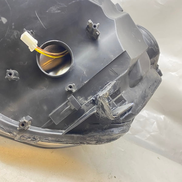 Mercedes GLK W204 Sağ Far Xenon 08-12 A2048207359 Çıkma En Uygun Oto Parça