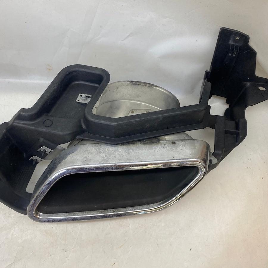 Mercedes GT R190 Egzoz Çıkış Ucu A1908850814 Orijinal Çıkma