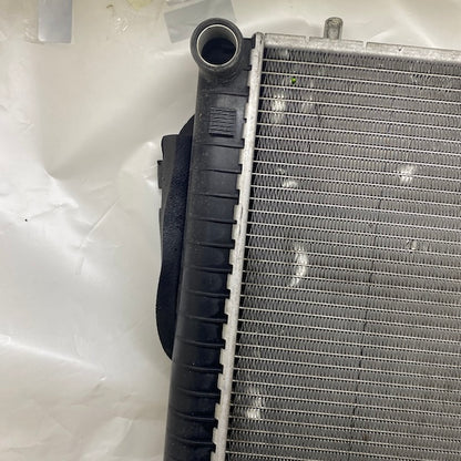 Mercedes G W463 Motor Su Radyatörü A4635000402Q2 Orijinal Çıkma En Uygun Oto Parça