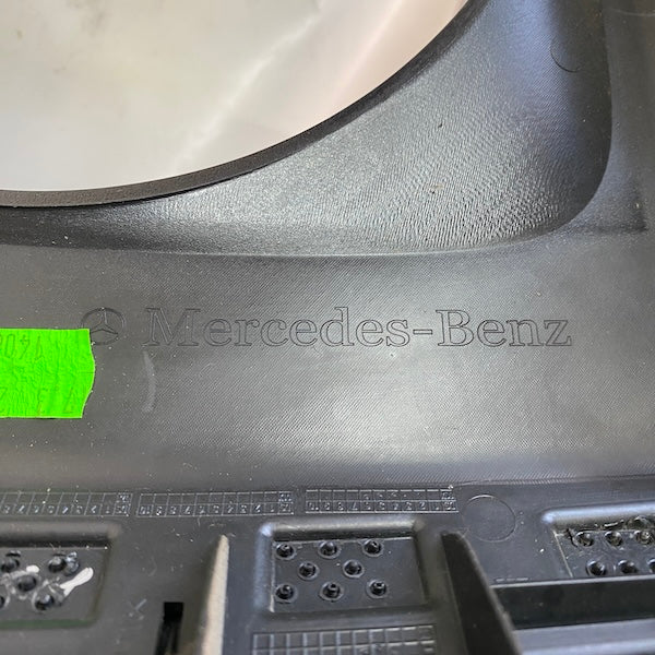 Mercedes G W463 Ön Panjur ve Far Çerçevesi Orijinal Çıkma En Uygun Oto Parça