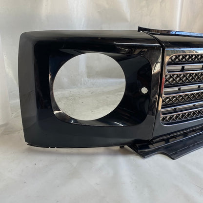 Mercedes G W463 Ön Panjur ve Far Çerçevesi Orijinal Çıkma En Uygun Oto Parça