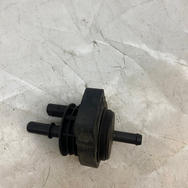 Mercedes Karbon Valfi 0014701193 En Uygun Oto Parça