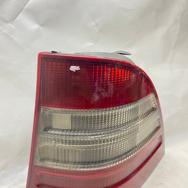 Mercedes ML W163 Sağ Stop 09-09 A1638200464 Orijinal Çıkma En Uygun Oto Parça