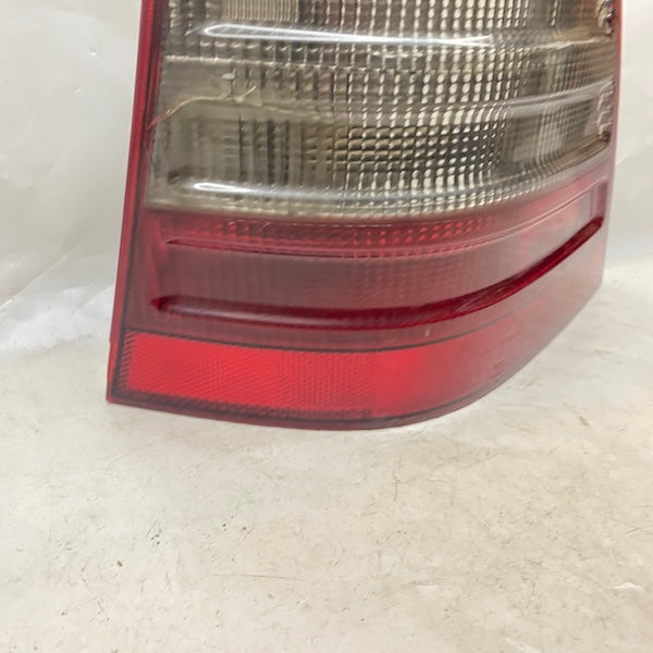 Mercedes ML W163 Sağ Stop 09-09 A1638200464 Orijinal Çıkma En Uygun Oto Parça