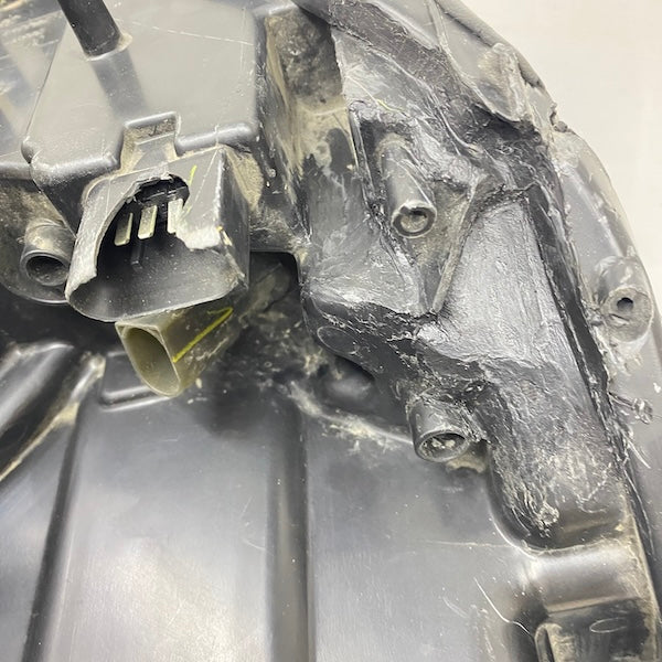 Mercedes ML W164 Sol Far Xenon İki Beyinli 06-09 A648205461 En Uygun Oto Parça