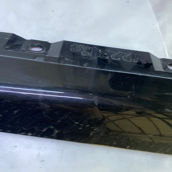 Mercedes S Kasa W223 Marşpiyel Kaplaması