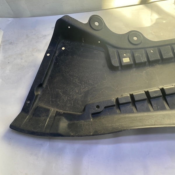 Mercedes S Serisi W222 Ön Tampon Alt Bakaliti