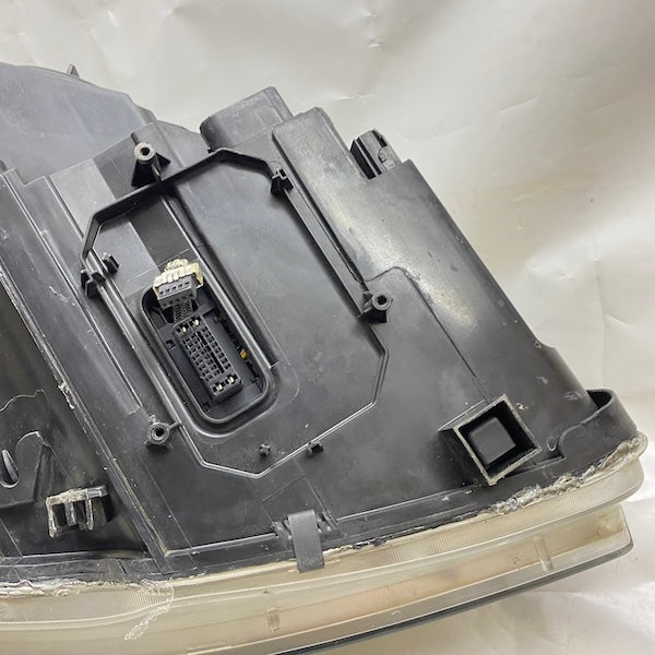 Mercedes S W221 Sol Far Xenon Tek Mercekli 06-10 030121628595 En Uygun Oto Parça