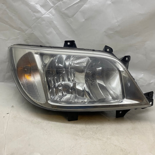 Mercedes Sprinter W901 Sağ Far Halojen 03-06 A9018202561 En Uygun Oto Parça
