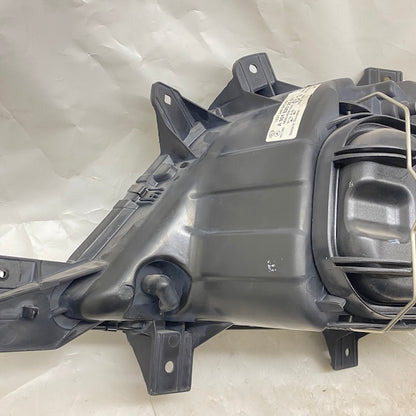 Mercedes Sprinter W901 Sağ Far Halojen 03-06 A9018202561 En Uygun Oto Parça