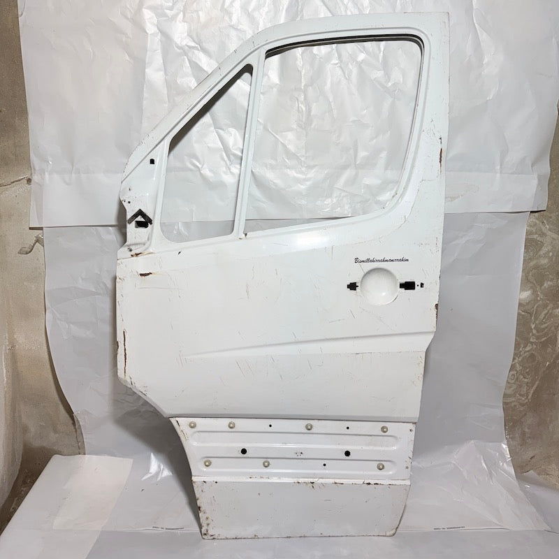 Mercedes Sprinter W906 Sağ Ön Kapı 07-13 A9067200105 En Uygun Oto Parça