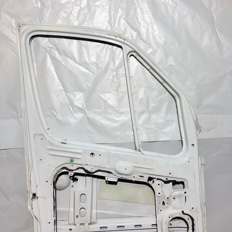 Mercedes Sprinter W906 Sağ Ön Kapı 07-13 A9067200105 En Uygun Oto Parça