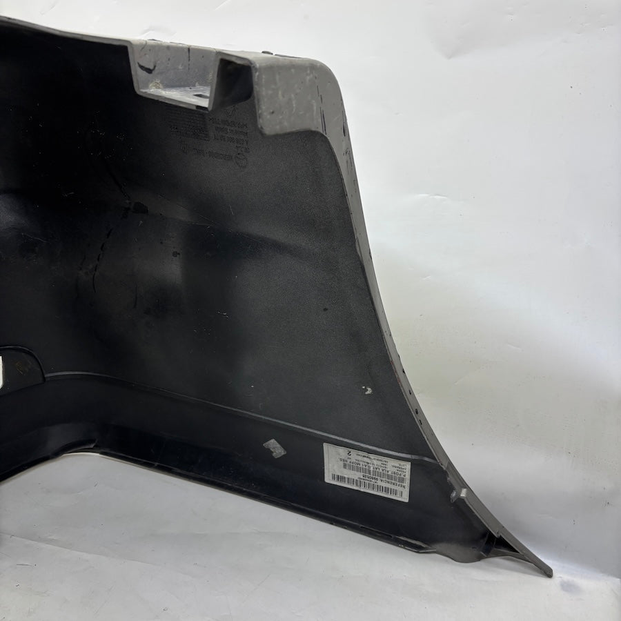 Mercedes Viano 2.1 CDI Arka Sağ Tampon Köşesi A6398805871