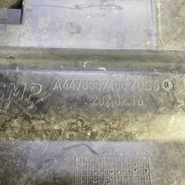 Mercedes Vito W447 Ön Tampon Alt Muhafaza A4478856400