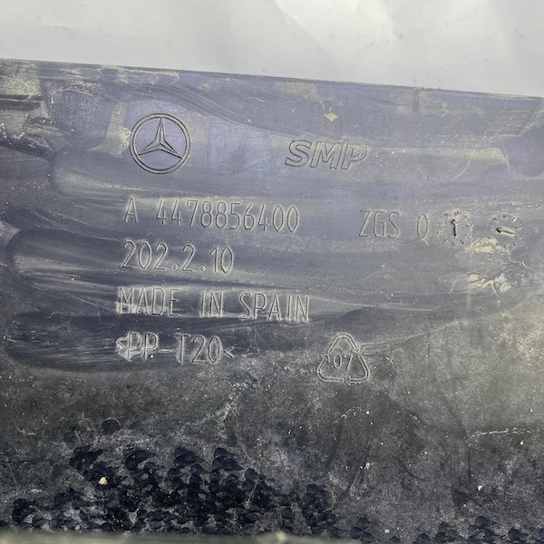 Mercedes Vito W447 Ön Tampon Alt Muhafaza A4478856400