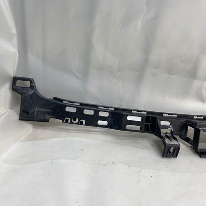 Mercedes W212 E AMG Arka Tampon Orta Braket A2128854465 - En Uygun Oto Parça