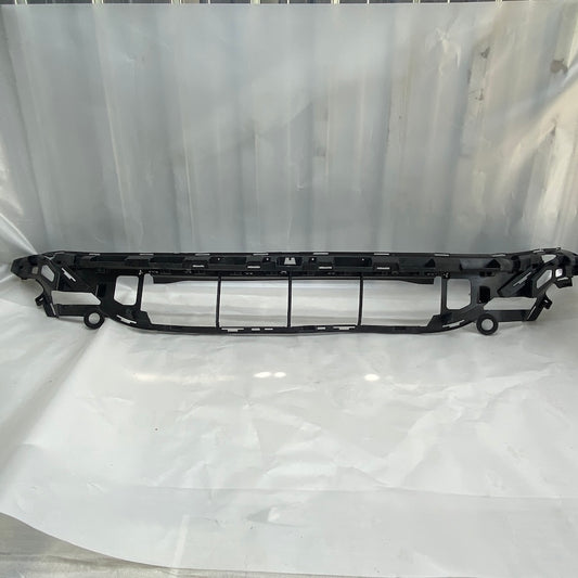 Mercedes W213 E200 E220 Ön Tampon Destek Bakaliti A2138858804