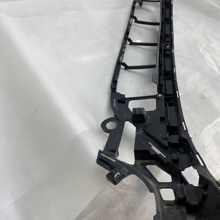 Mercedes W213 E200 E220 Ön Tampon Destek Bakaliti A2138858804