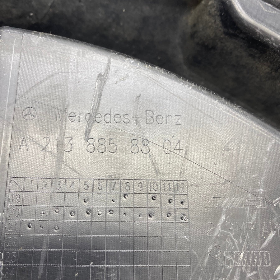 Mercedes W213 E200 E220 Ön Tampon Orta Izgara A2138858804