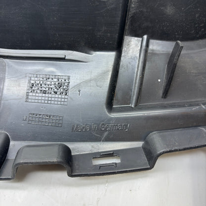 Mercedes C W205 Ön Panjur Takviyesi A2055051830