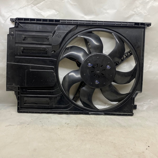 Mini Cooper F55-F56-F60 Radyatör Fanı/Davlumbazı 17428596237 En Uygun Oto Parça