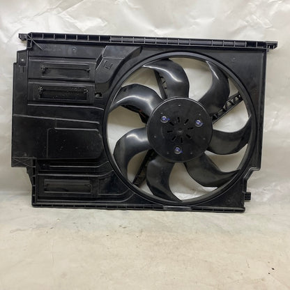 Mini Cooper F55-F56-F60 Radyatör Fanı/Davlumbazı 17428596237 En Uygun Oto Parça