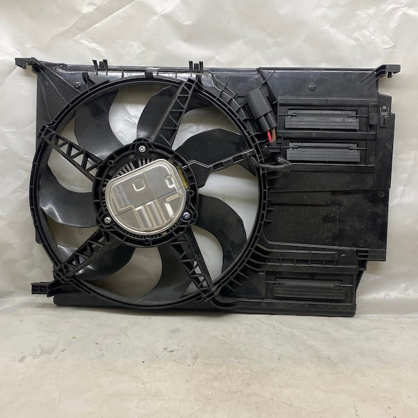 Mini Cooper F55-F56-F60 Radyatör Fanı/Davlumbazı 17428596237 En Uygun Oto Parça