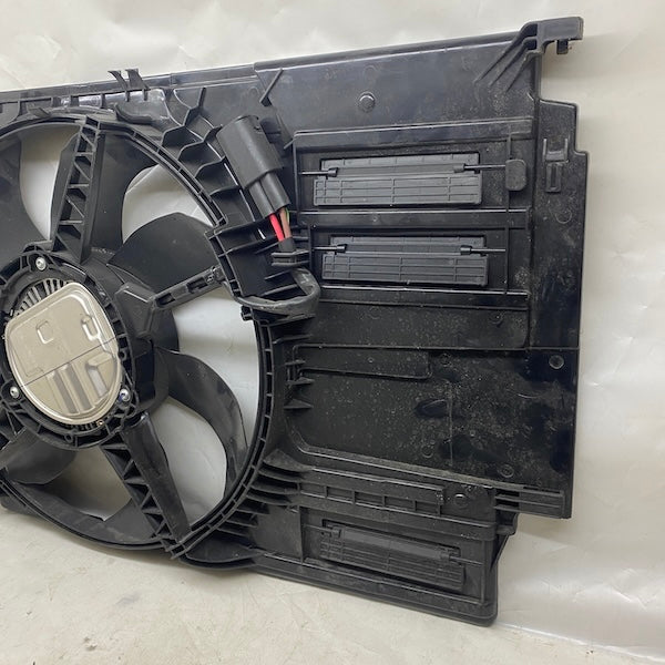 Mini Cooper F55-F56-F60 Radyatör Fanı/Davlumbazı 17428596237 En Uygun Oto Parça