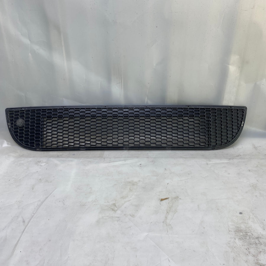 Mini Cooper R50/R52/R53 JCW ön tampon orta ızgara – orijinal çıkma, 51110139106