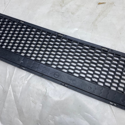 Mini Cooper Ön Tampon Orta Izgara R50/R52/R53 JCW 51110139106 Orijinal Çıkma