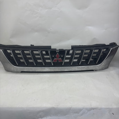 Mitsubishi L200 Ön Panjur MR339879