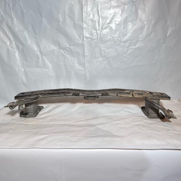 Mitsubishi Lancer Ön Tampon Demiri 6400C005 Orijinal Çıkma En Uygun Oto Parça