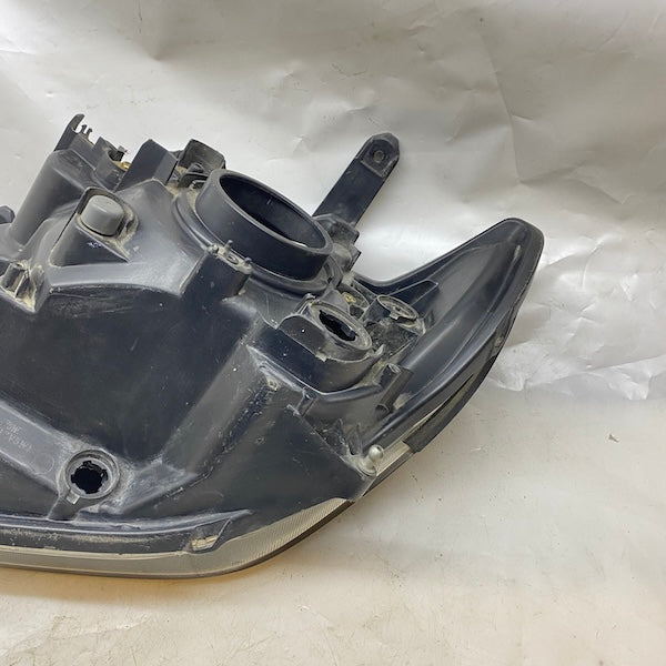 Mitsubishi Outlander Sağ Far 01-04 En Uygun Oto Parça