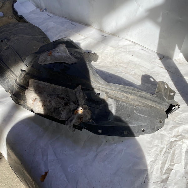 Nissan X-Trail Ön Sol Çamurluk Davlumbazı 638434CBOA