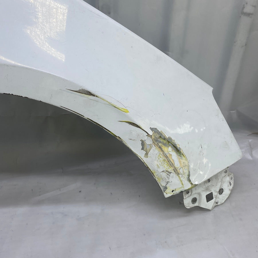 OPEL Astra J Ön Sol/Sağ Çamurluk 13302207 Oijinal Çıkma 2009-2014