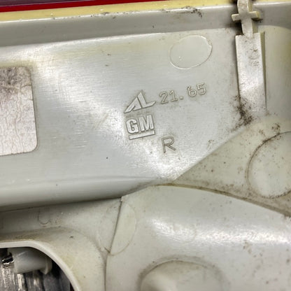 Opel Astra J HB Sağ Dış Stop 07-13 13319948 Orijinal Çıkma En Uygun Oto Parça