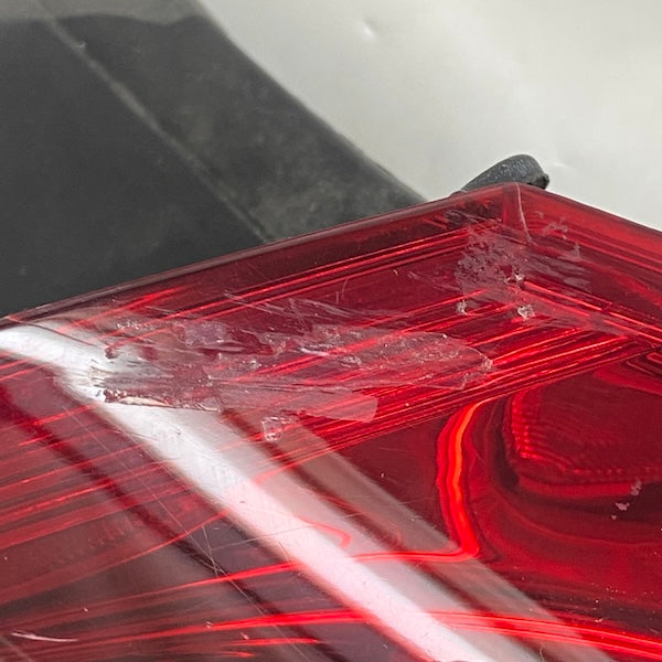 Opel Astra J HB Sağ Dış Stop 07-13 13319948 Orijinal Çıkma En Uygun Oto Parça