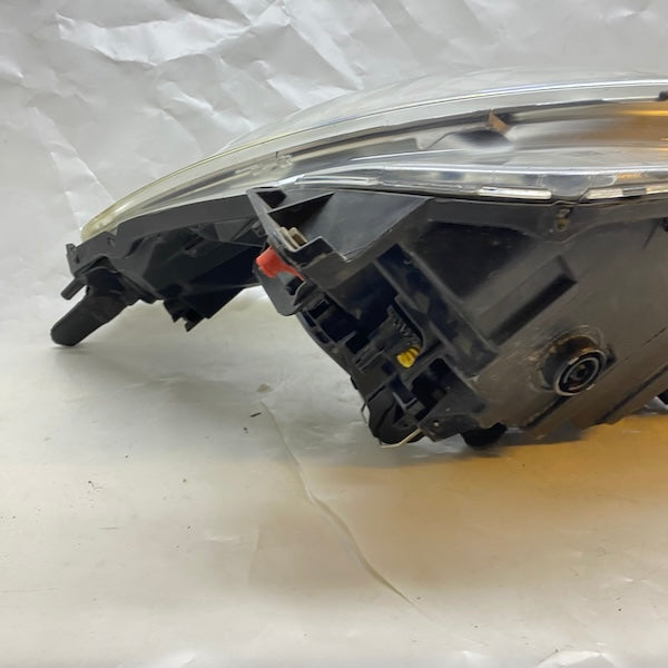 Opel Corsa D Sağ Far Halojen Makyajlı 11-14 90014692 Çıkma En Uygun Oto Parça