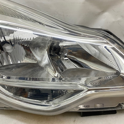 Opel Corsa D Sağ Far Halojen Makyajlı 11-14 90014692 Çıkma En Uygun Oto Parça