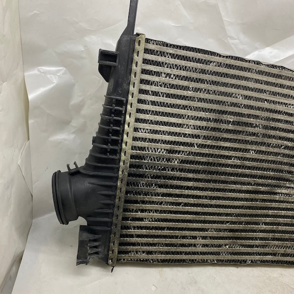 Opel Insignia A 1.6/2.0 Turbo Radyatörü 13241751 Orijinal Çıkma En Uygun Oto Parça