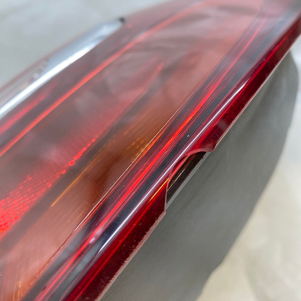 Opel Insignia A Sağ Stop Makyajlı 13-18 32024199 Çıkma En Uygun Oto Parça