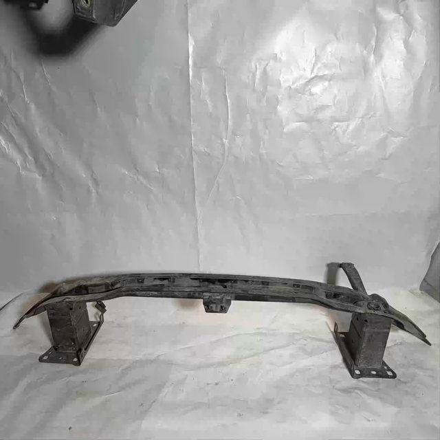 Volkswagen Tiguan Ön Tampon Demiri 2016-2024 Orijinal Çıkma En Uygun Oto Parça