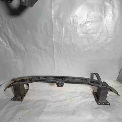 Volkswagen Tiguan Ön Tampon Demiri 2016-2024 Orijinal Çıkma En Uygun Oto Parça