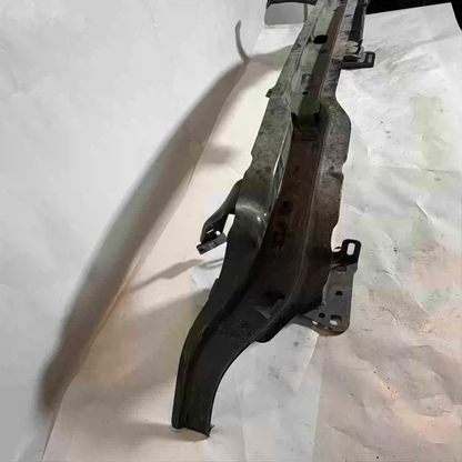 Volkswagen Tiguan Ön Tampon Demiri 2016-2024 Orijinal Çıkma En Uygun Oto Parça